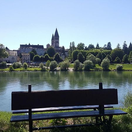 Tournus Belle Maison Vue Sur Saone Dış mekan fotoğraf